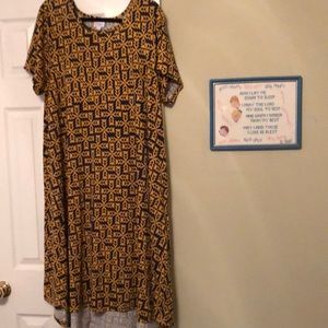 LulaRoe Carley navy/mustard Sz 2x